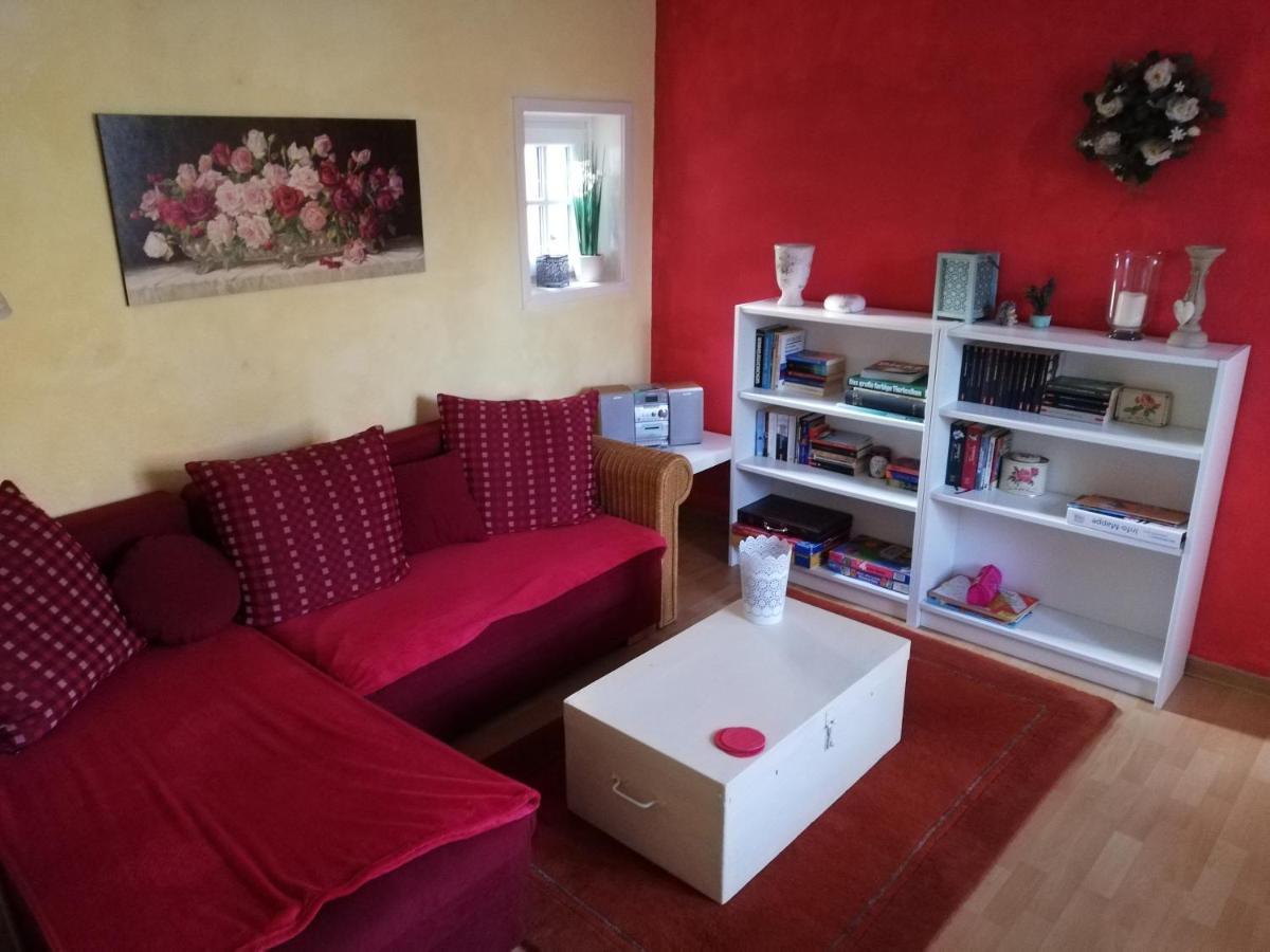Ferienhaus/Ferienwohnung Reinecke Ходенхаген Екстериор снимка
