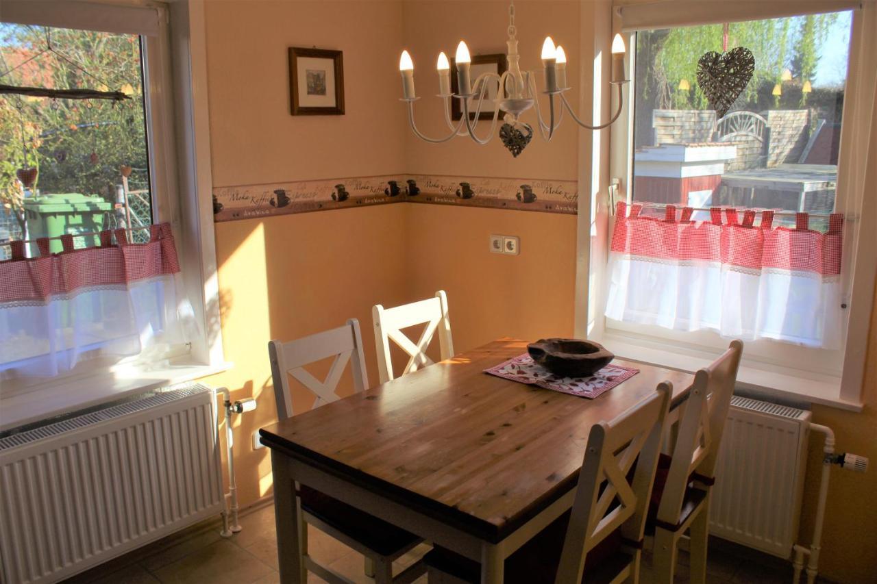Ferienhaus/Ferienwohnung Reinecke Ходенхаген Екстериор снимка