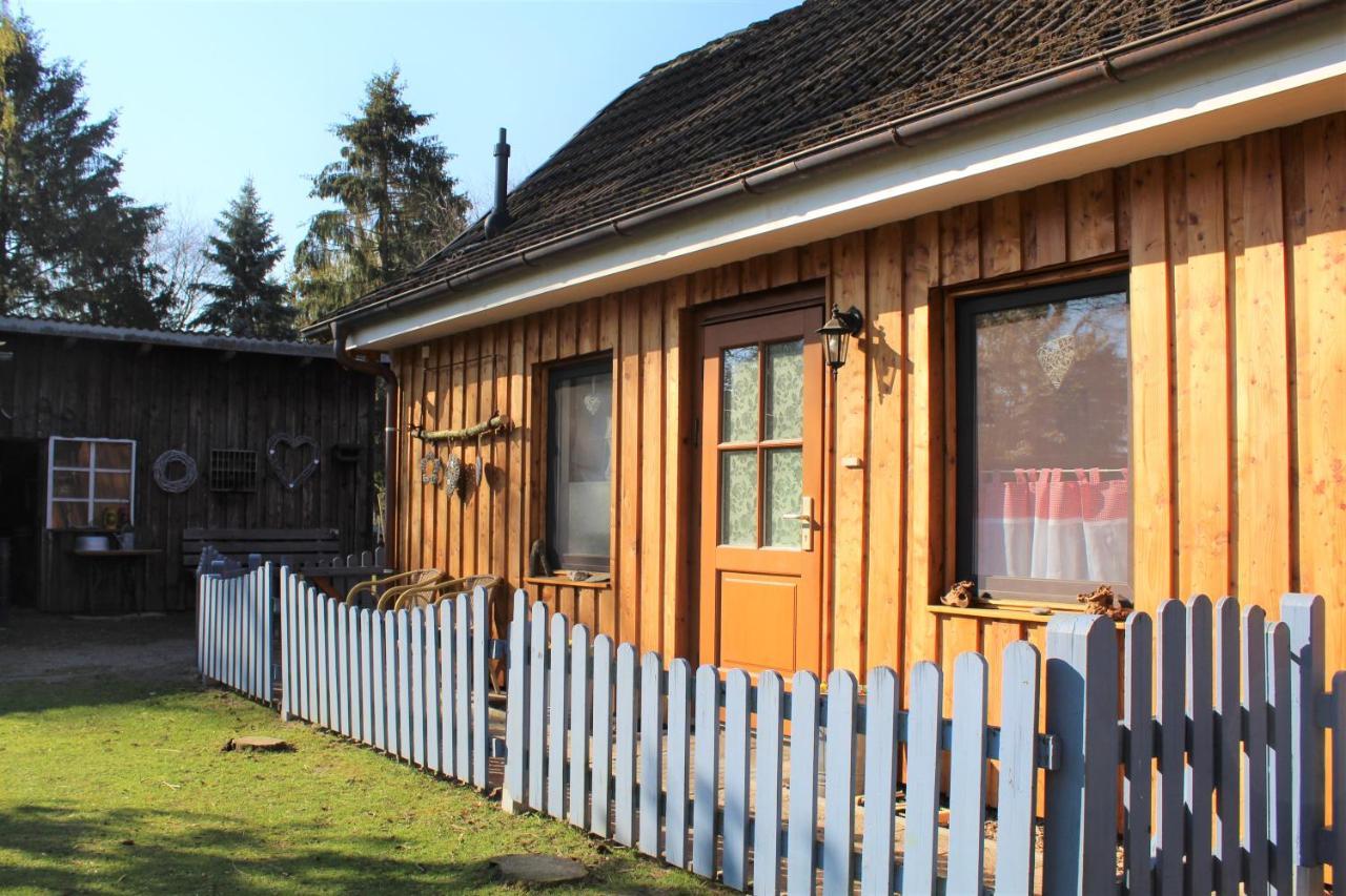 Ferienhaus/Ferienwohnung Reinecke Ходенхаген Екстериор снимка